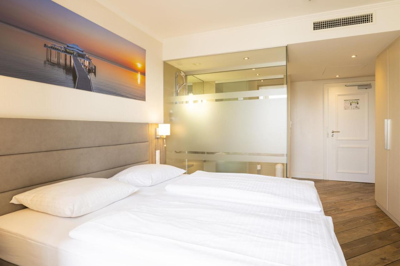 Hotel IV Jahreszeiten Luebeck Luaran gambar