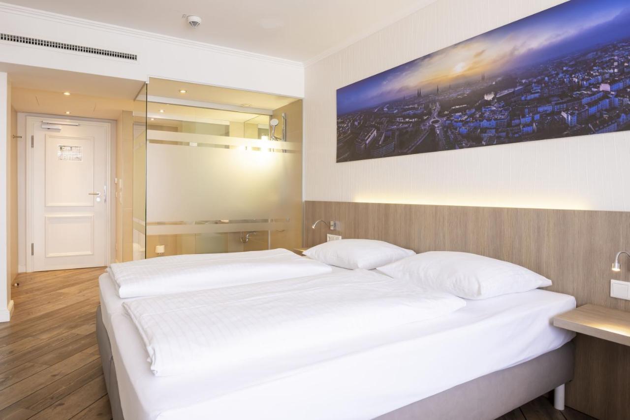 Hotel IV Jahreszeiten Luebeck Luaran gambar
